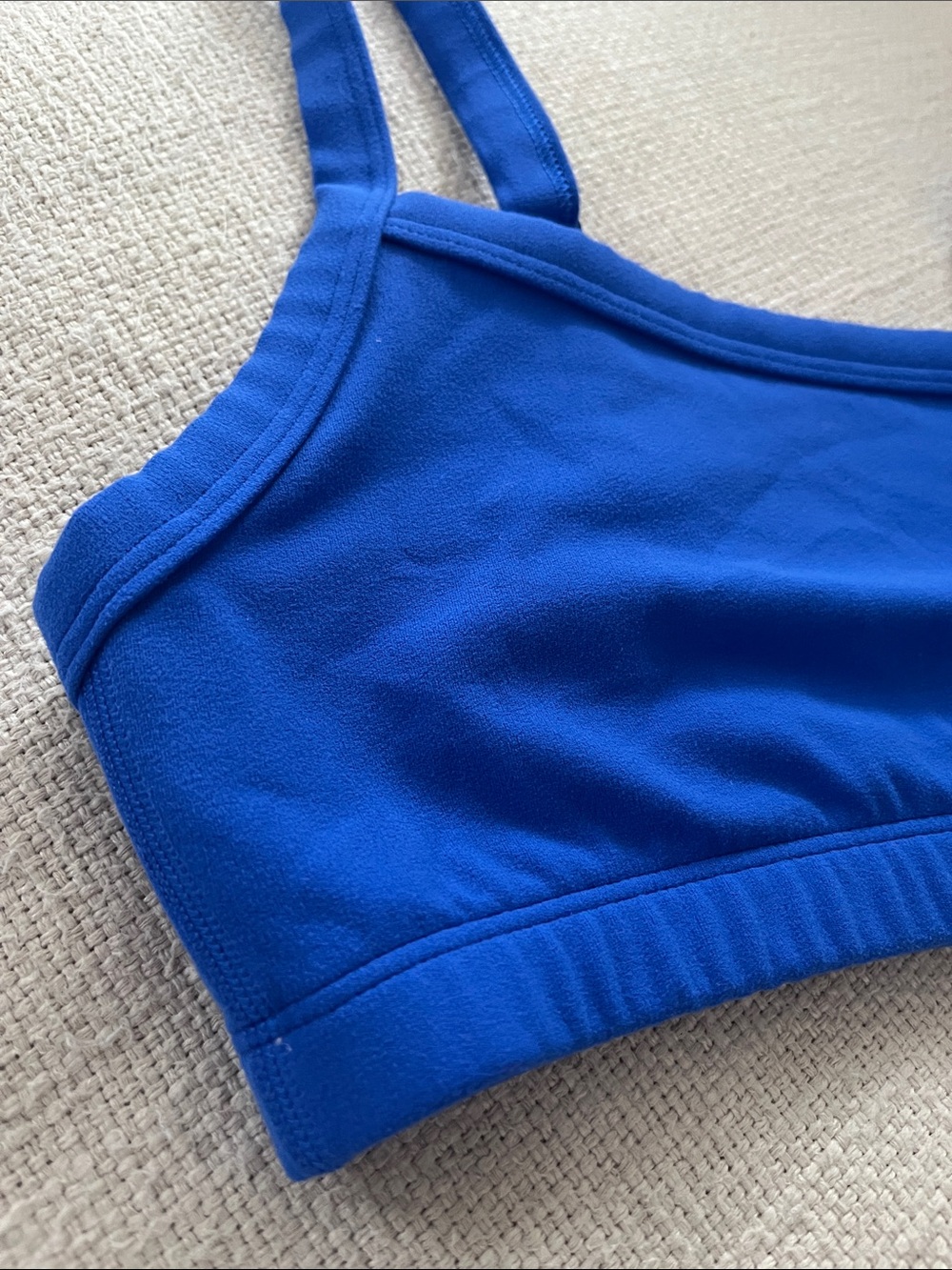 Aritzia Sports Bra Size Small - Picture 2 of 8